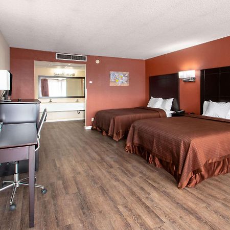 Econo Lodge Elko Downtown Area Exterior foto