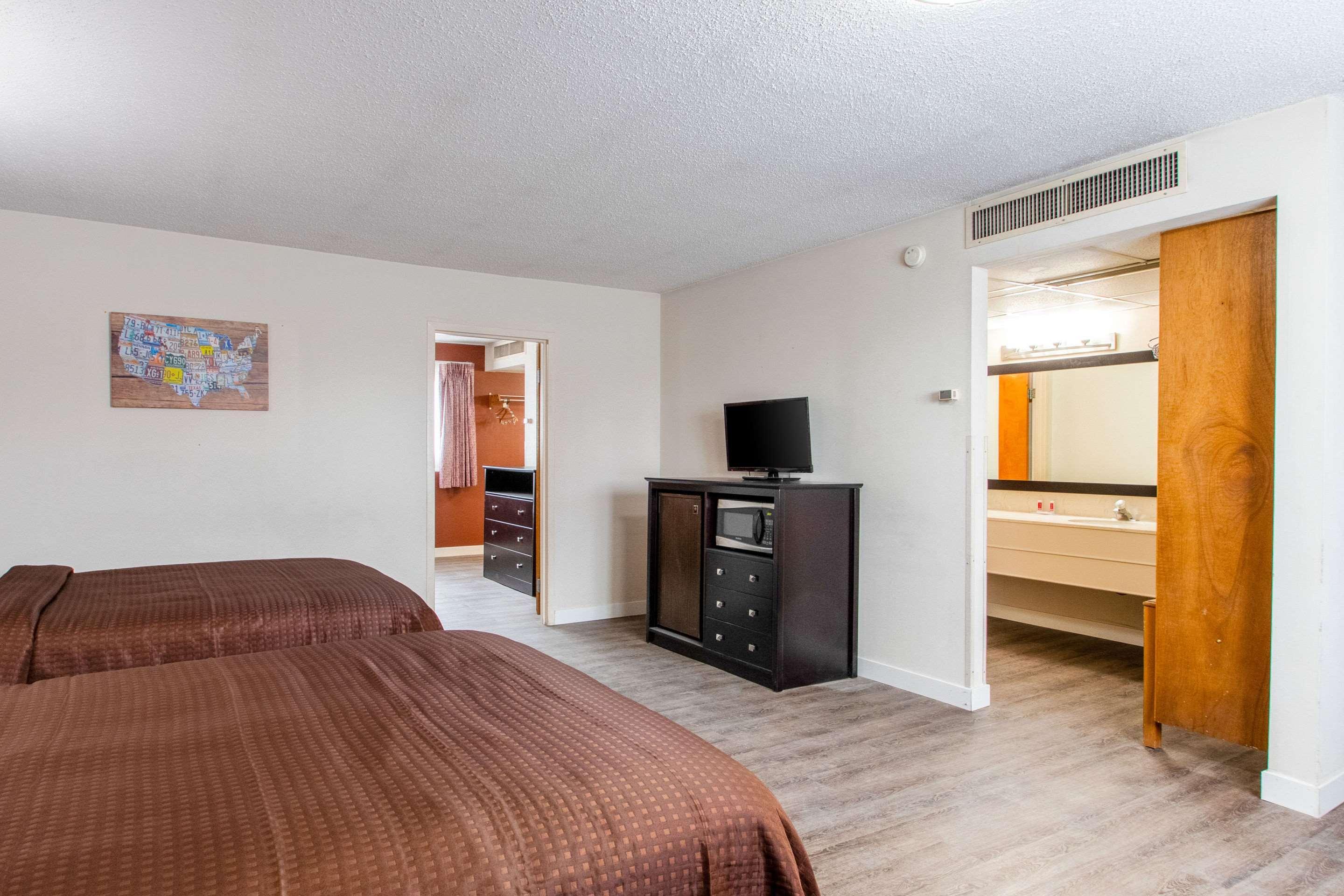 Econo Lodge Elko Downtown Area Exterior foto